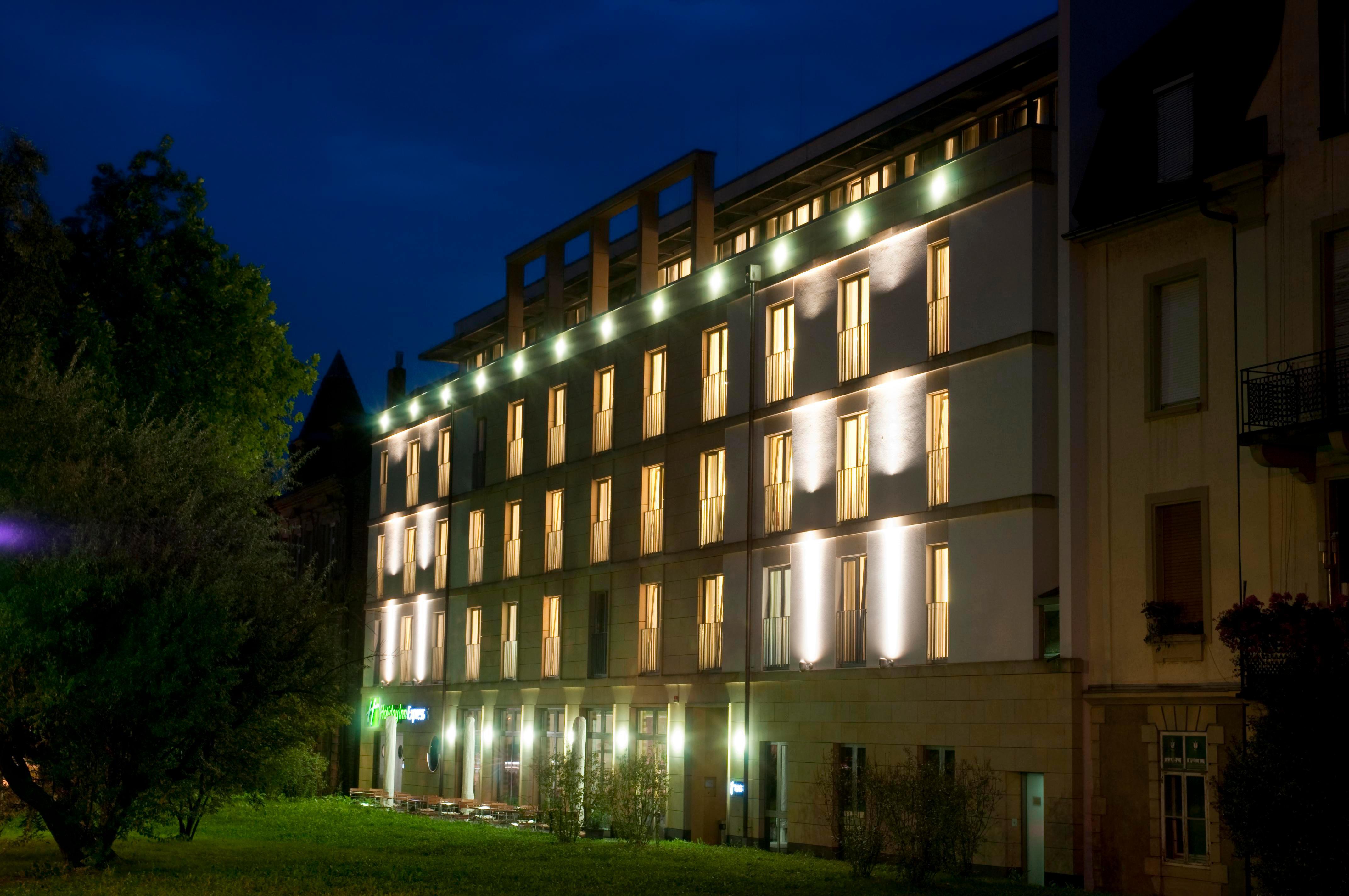 Holiday Inn Express Baden-Baden, An Ihg Hotel Exterior foto